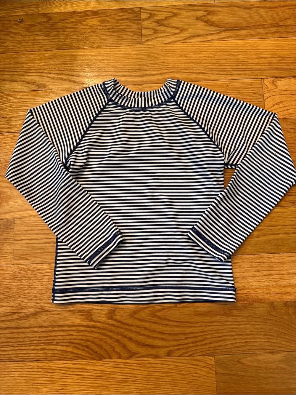 Hanna Andersson Rashguard Striped Navy and White Long Sleeve Top 120cm 6-7 kids